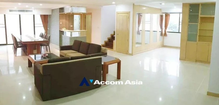 Big Balcony, Duplex Condo |  3 Bedrooms  Condominium For Rent in Sukhumvit, Bangkok  near BTS Phrom Phong (AA30627)
