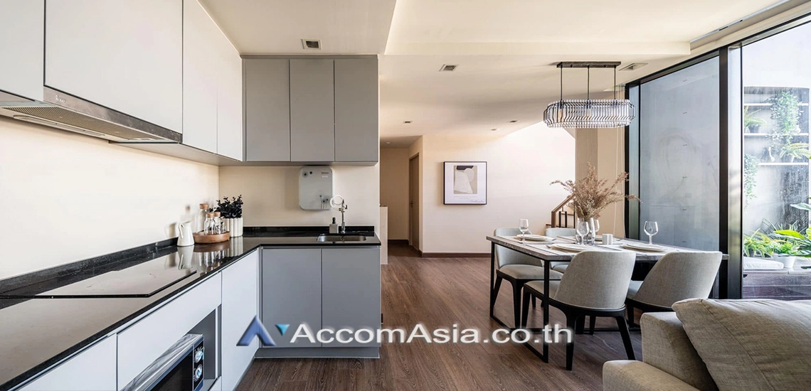 Duplex Condo |  3 Bedrooms  Condominium For Rent & Sale in Sukhumvit, Bangkok  near BTS Punnawithi (AA30628)