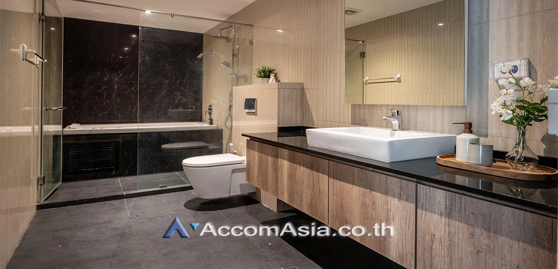 12  3 br Condominium for rent and sale in Sukhumvit ,Bangkok BTS Punnawithi at The Unique Sukhumvit 62/1 AA30628