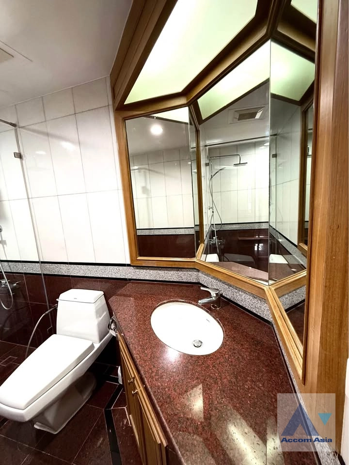 28  2 br Condominium for rent and sale in Sathorn ,Bangkok MRT Khlong Toei at Supreme Ville AA30631