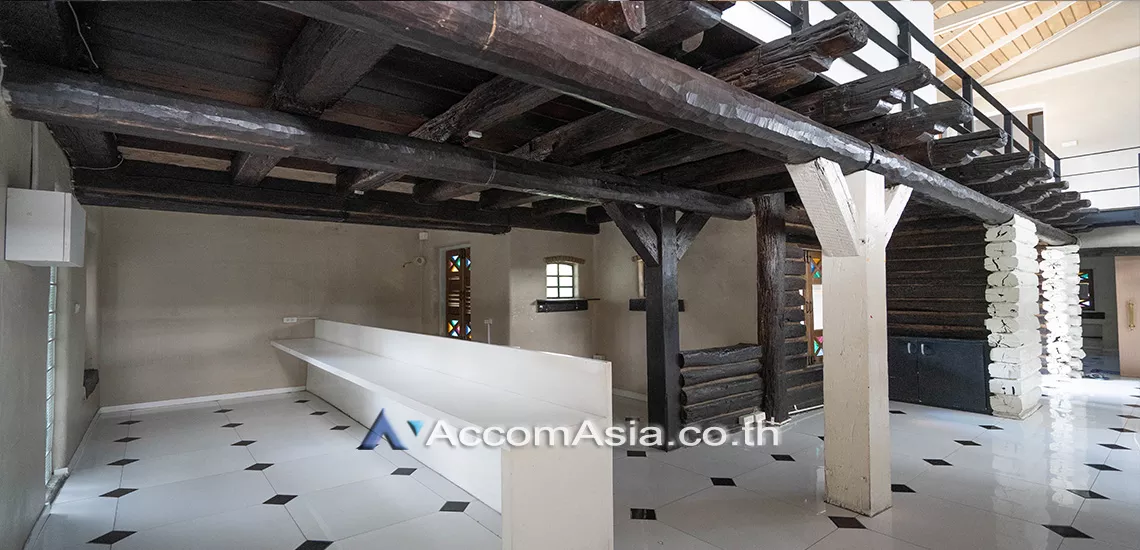 9  4 br House For Sale in Sukhumvit ,Bangkok BTS Phrom Phong AA30634