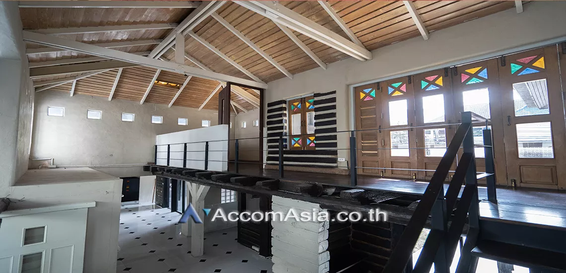 7  4 br House For Sale in Sukhumvit ,Bangkok BTS Phrom Phong AA30634