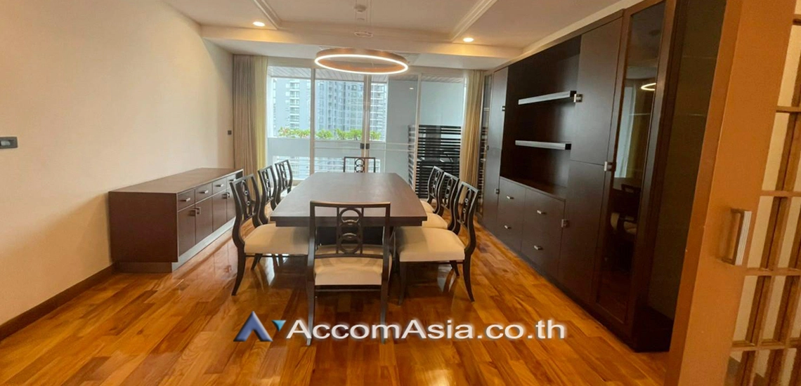 5  3 br Apartment For Rent in Sukhumvit ,Bangkok BTS Nana at Fully Furnished Apartment, Only 2 mins walk to BTS AA30640