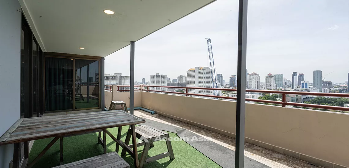 4  3 br Condominium For Rent in Sukhumvit ,Bangkok BTS Phrom Phong at Acadamia Grand Tower AA30663