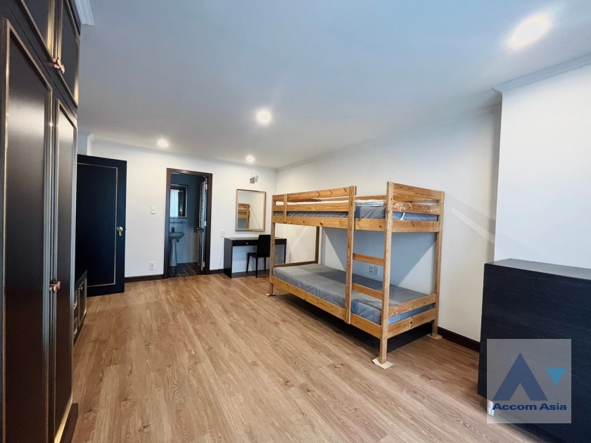 18  3 br Condominium for rent and sale in Sukhumvit ,Bangkok BTS Phrom Phong at Acadamia Grand Tower AA30664