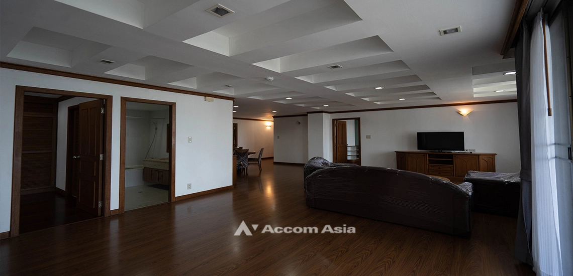 5  3 br Condominium For Rent in Sukhumvit ,Bangkok BTS Phrom Phong at Acadamia Grand Tower AA30672