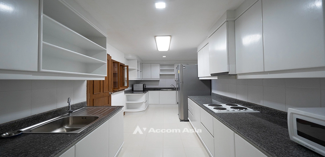 6  3 br Condominium For Rent in Sukhumvit ,Bangkok BTS Phrom Phong at Acadamia Grand Tower AA30672