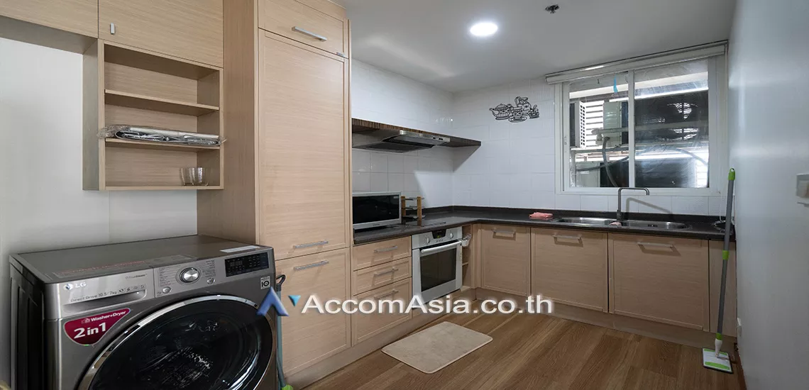  1  2 br Condominium For Rent in Ploenchit ,Bangkok BTS Chitlom at Urbana Langsuan AA30675