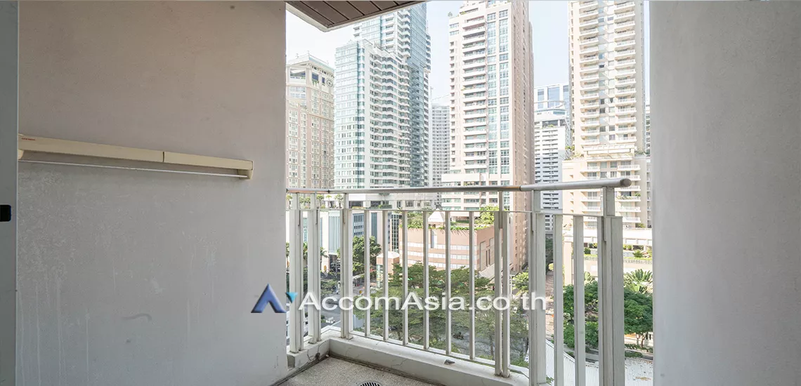 unit 2 Bedrooms  Condominium For Rent in Ploenchit, Bangkok  near BTS Chitlom (AA30675)
