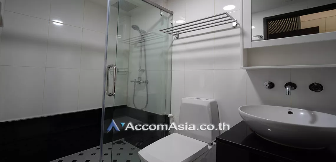 8  2 br Condominium For Rent in Ploenchit ,Bangkok BTS Chitlom at Urbana Langsuan AA30675