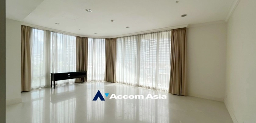  Royce Private Residences Condominium  3 Bedroom for Rent BTS Phrom Phong in Sukhumvit Bangkok