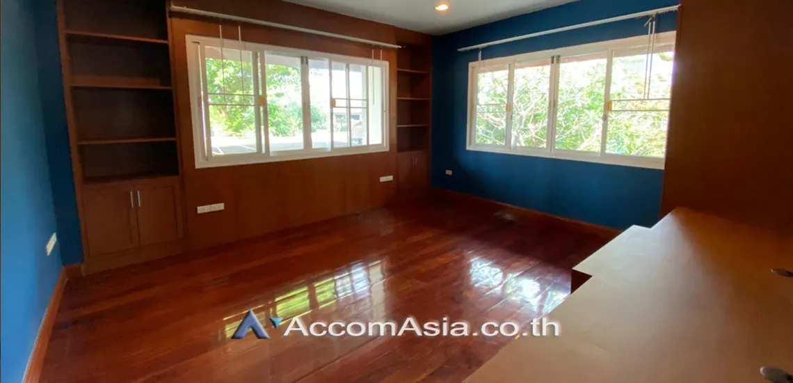 19  5 br House For Rent in Sukhumvit ,Bangkok BTS Phrom Phong at Kid Friendly House Compound AA30688