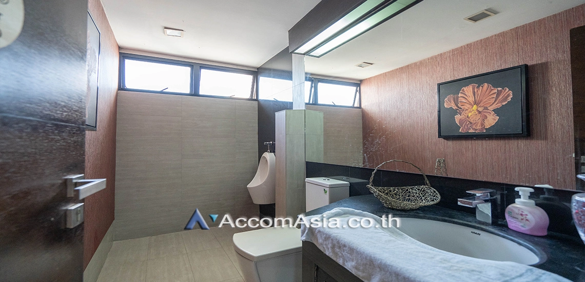 20  3 br Condominium for rent and sale in Sukhumvit ,Bangkok  at President Park Sukhumvit 24   AA30698