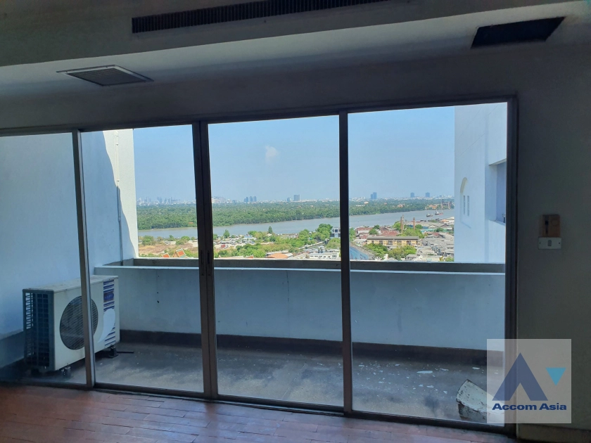 15  3 br Condominium For Sale in Sathorn ,Bangkok BRT Thanon Chan at The Executive Regent AA30708