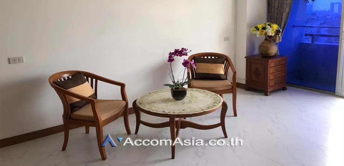  2 Bedrooms  Condominium For Sale in Sathorn, Bangkok  near BRT Thanon Chan (AA30713)