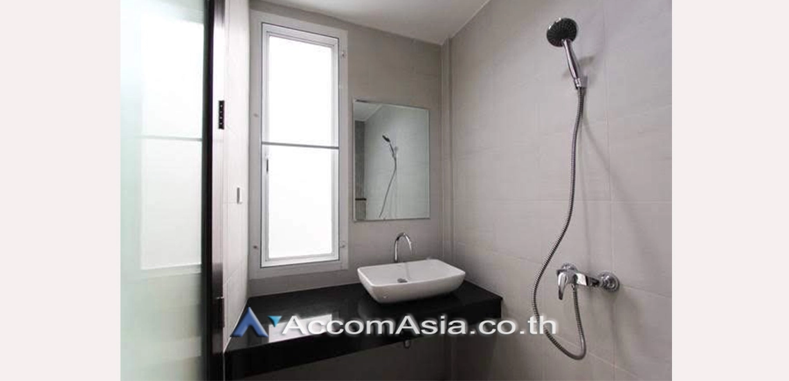 18  2 br Townhouse For Rent in Sukhumvit ,Bangkok BTS Punnawithi AA30720