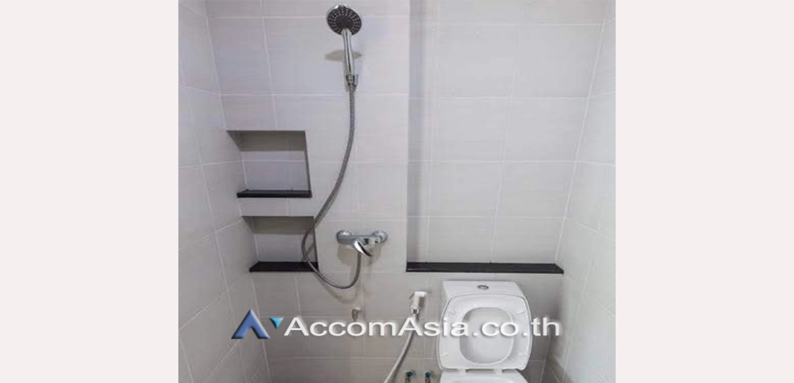 21  2 br Townhouse For Rent in Sukhumvit ,Bangkok BTS Punnawithi AA30720