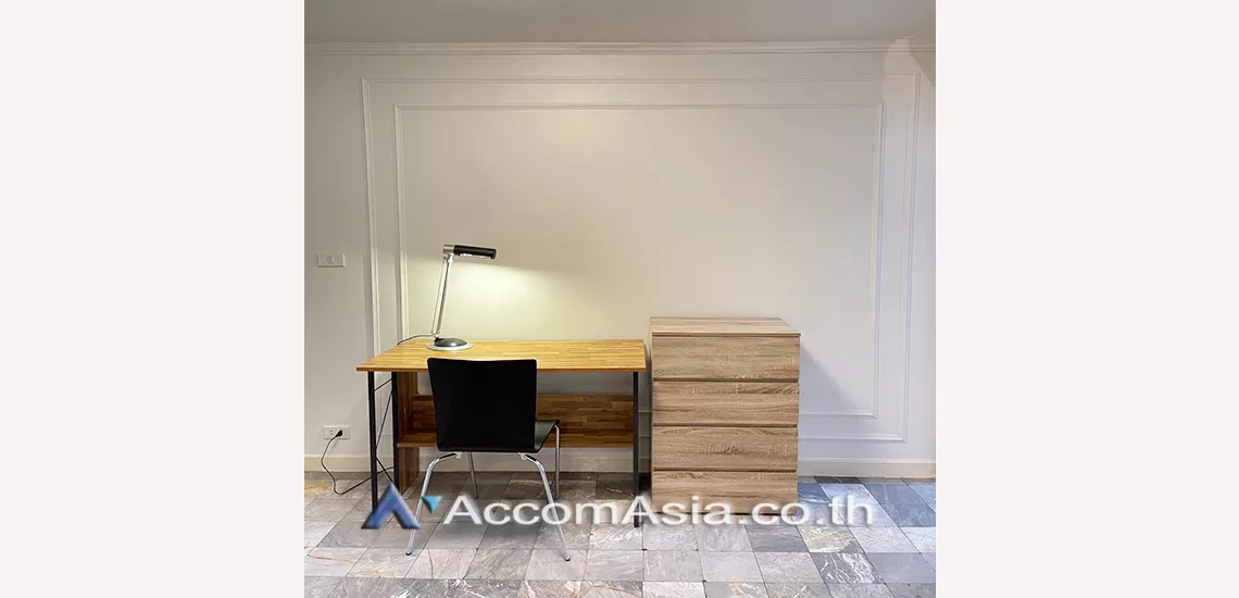 6  3 br Apartment For Rent in Phaholyothin ,Bangkok BTS Ari at Homely atmosphere AA30723