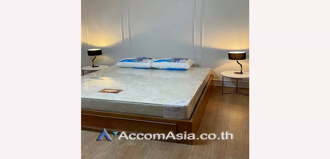 5  3 br Apartment For Rent in  ,Bangkok BTS Ari at Homely atmosphere AA30723