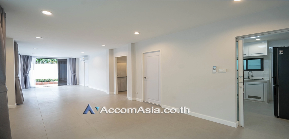 23  4 br House For Rent in phaholyothin ,Bangkok BTS Ari AA30730