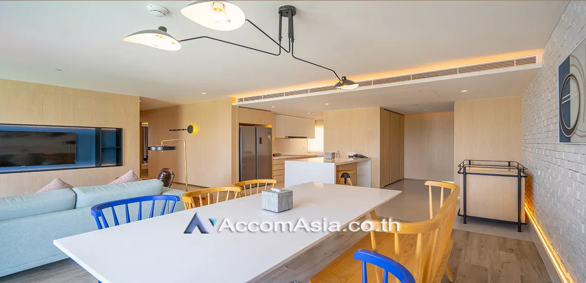  2 Bedrooms  Apartment For Rent in Sathorn, Bangkok  near BTS Chong Nonsi - MRT Lumphini (AA30745)