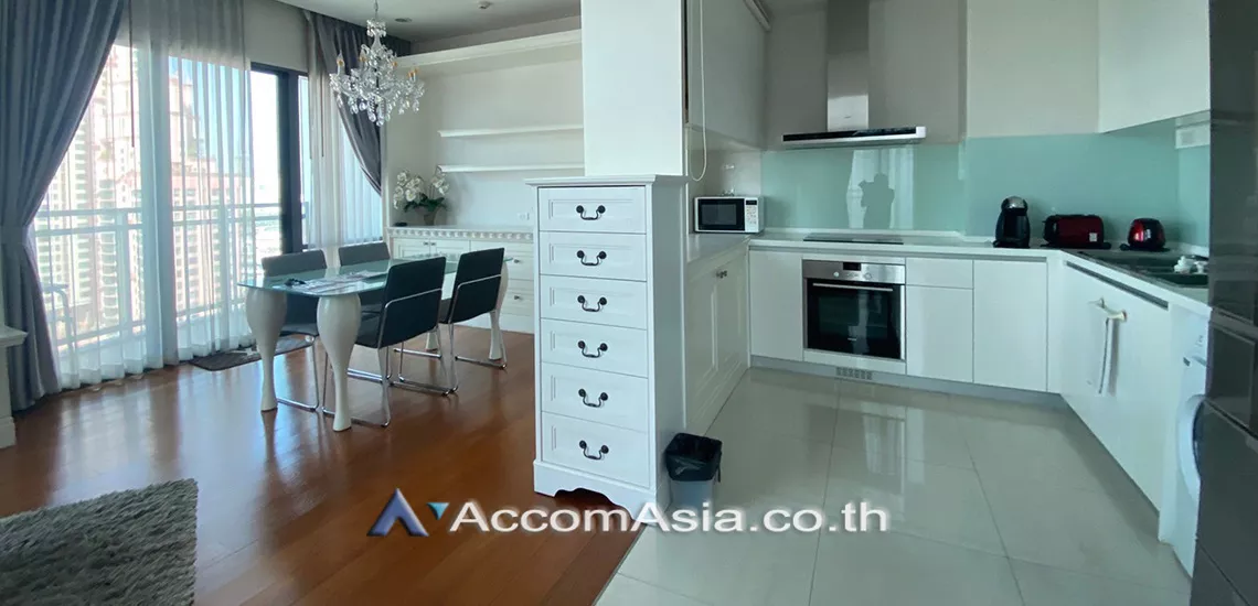 unit 3 Bedrooms  Condominium For Rent in Sukhumvit, Bangkok  near BTS Phrom Phong (AA30748)