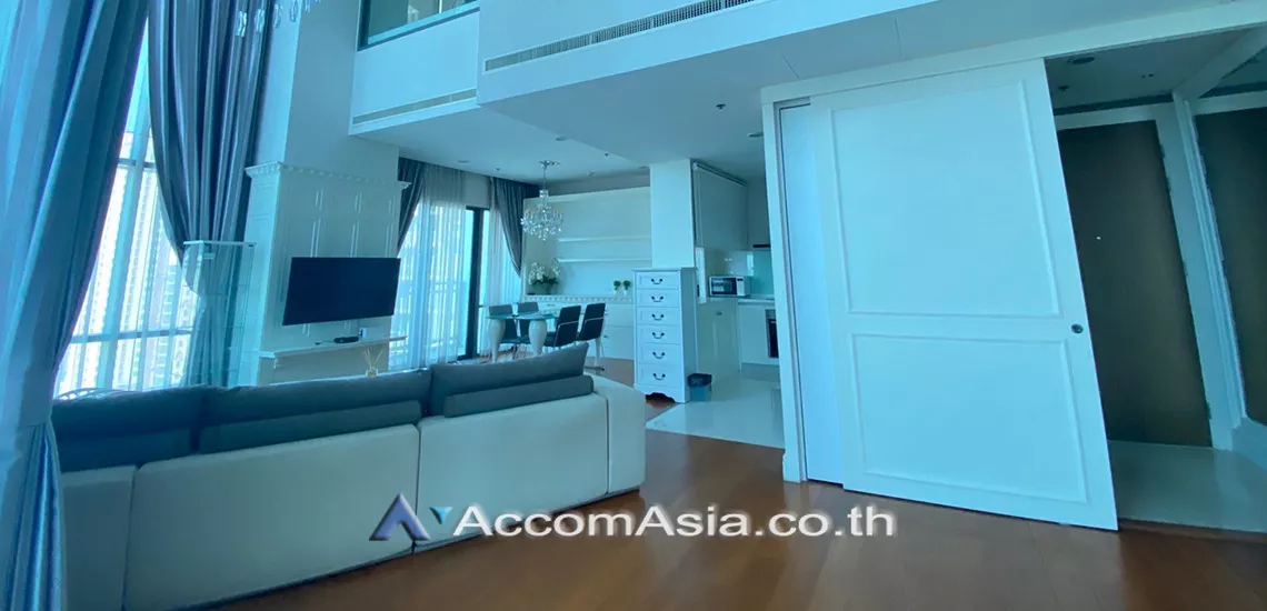 unit 3 Bedrooms  Condominium For Rent in Sukhumvit, Bangkok  near BTS Phrom Phong (AA30748)
