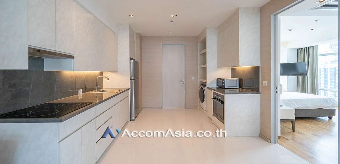 Double High Ceiling, Duplex Condo |  3 Bedrooms  Apartment For Rent in Sukhumvit, Bangkok  near BTS Thong Lo (AA30751)