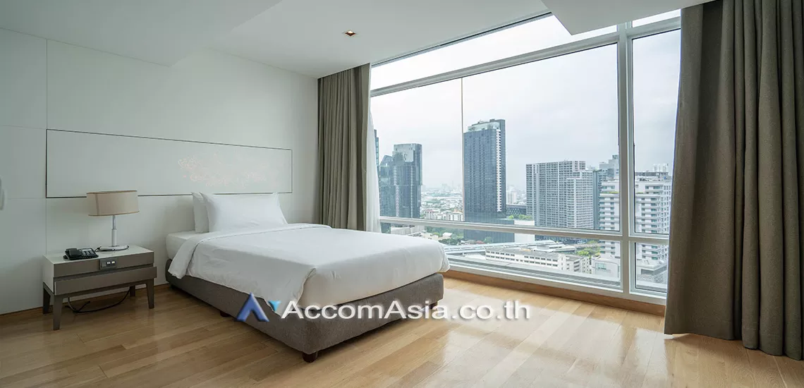 8  3 br Apartment For Rent in Sukhumvit ,Bangkok BTS Thong Lo at Luxurious sevice AA30752