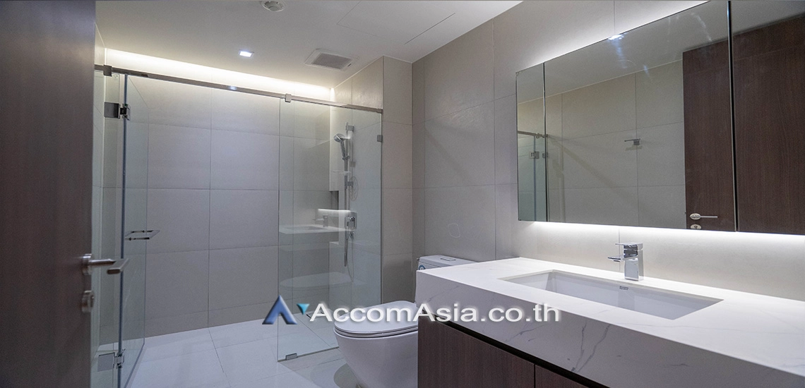 10  4 br Apartment For Rent in Sukhumvit ,Bangkok BTS Phrom Phong at Modern Brand New Apartment AA30754