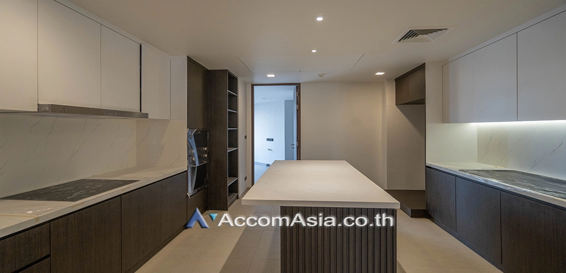 4  4 br Apartment For Rent in Sukhumvit ,Bangkok BTS Phrom Phong at Modern Brand New Apartment AA30754