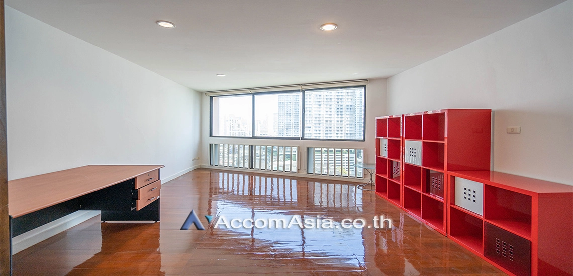unitPet friendly |  3 Bedrooms  Condominium For Rent in Sukhumvit, Bangkok  (AA30758)