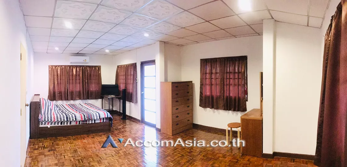 8  4 br House for rent and sale in sukhumvit ,Bangkok BTS On Nut AA30765