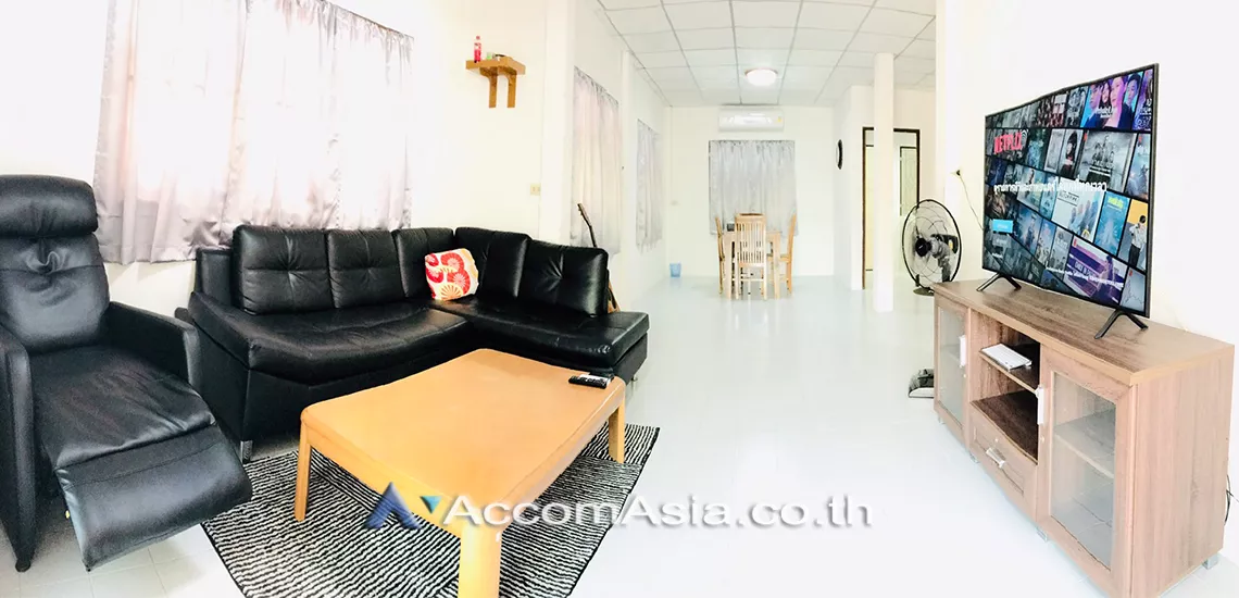  1  4 br House for rent and sale in sukhumvit ,Bangkok BTS On Nut AA30765