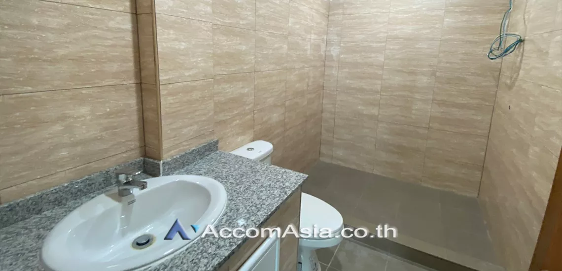 13  3 br House for rent and sale in Sukhumvit ,Bangkok BTS Asok - MRT Sukhumvit AA30766