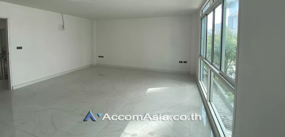  1  3 br House for rent and sale in Sukhumvit ,Bangkok BTS Asok - MRT Sukhumvit AA30766