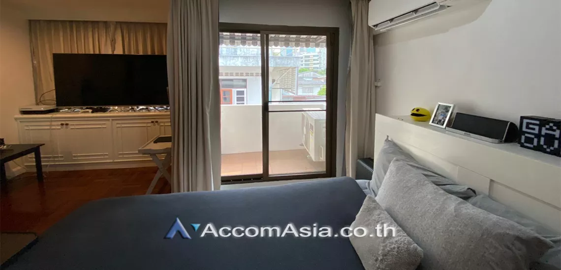 14  4 br House For Rent in Sukhumvit ,Bangkok BTS Phrom Phong at Kid Friendly House Compound AA30775