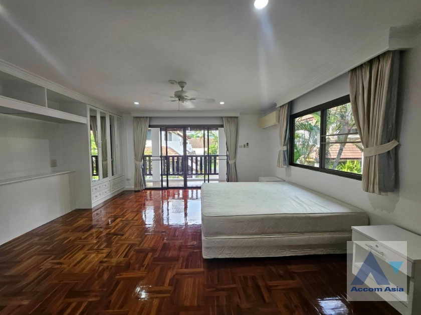 7  4 br House for rent and sale in Sukhumvit ,Bangkok BTS Phrom Phong at Kid Friendly House Compound AA30775