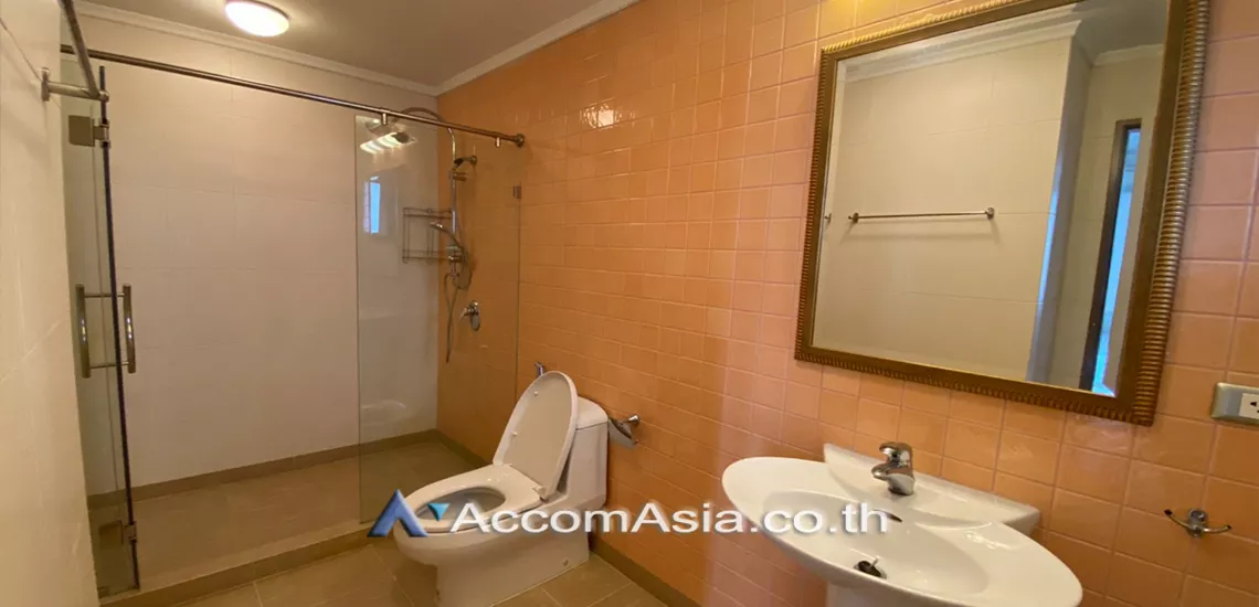 15  3 br Condominium For Rent in Sukhumvit ,Bangkok BTS Ekkamai at Cross Creek AA30808