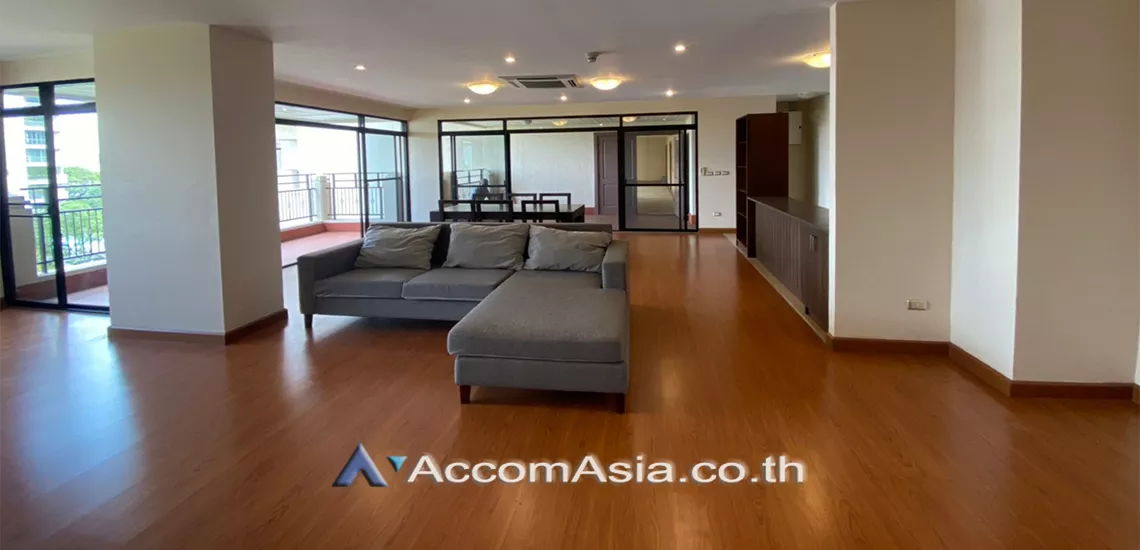 unitPet friendly |  3 Bedrooms  Condominium For Rent in Sukhumvit, Bangkok  near BTS Ekkamai (AA30808)