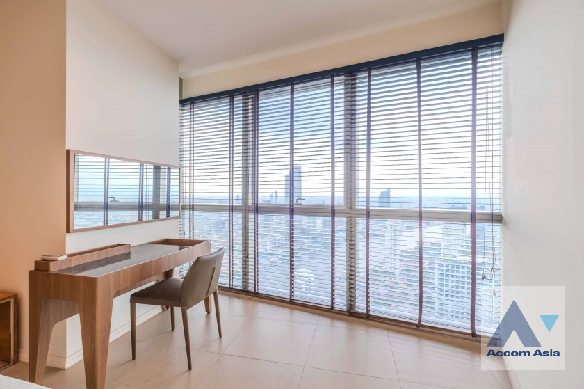 23  3 br Condominium For Sale in Charoen Nakhon ,Bangkok BTS Krung Thon Buri at The River Condominium AA30829