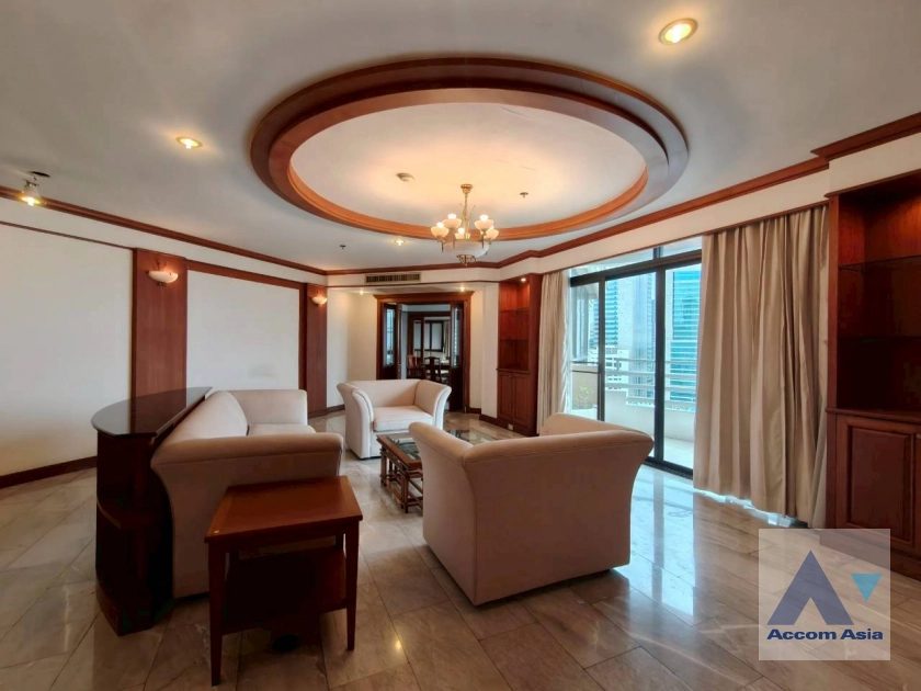 unitPet friendly | Spacious condo with pool view and natural light (24536)