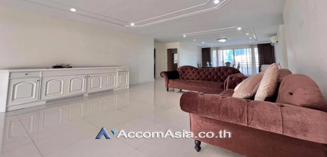 Pet friendly |  3 Bedrooms  Condominium For Sale in Sukhumvit, Bangkok  near BTS Phrom Phong (AA30851)
