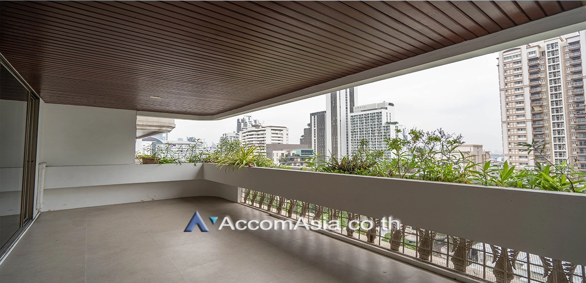 5  3 br Apartment For Rent in Sukhumvit ,Bangkok BTS Asok - MRT Sukhumvit at Family-Friendly 360 SQ.M. Residence Near Terminal 21 AA30859