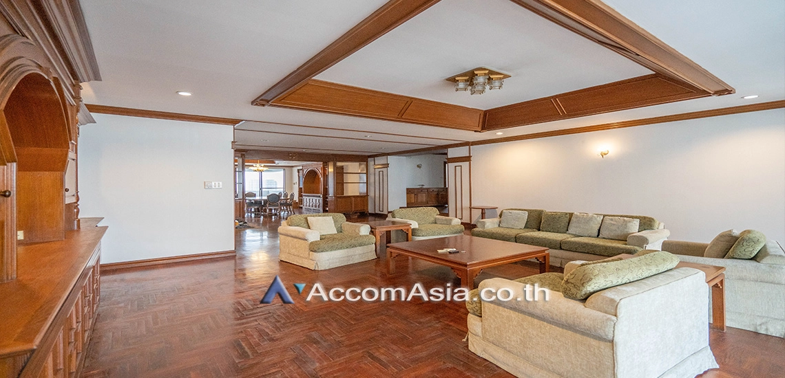  1  3 br Apartment For Rent in Sukhumvit ,Bangkok BTS Asok - MRT Sukhumvit at Family-Friendly 360 SQ.M. Residence Near Terminal 21 AA30860