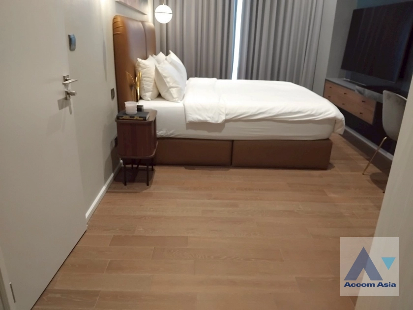 5  1 br Condominium for rent and sale in Ploenchit ,Bangkok BTS Ploenchit at MUNIQ Langsuan AA30862