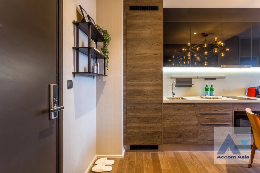 4  1 br Condominium for rent and sale in Ploenchit ,Bangkok BTS Ploenchit at MUNIQ Langsuan AA30862