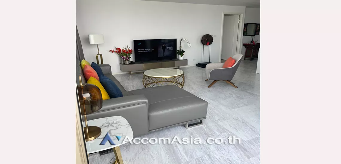 unit 2 Bedrooms  Condominium For Rent in Sathorn, Bangkok  near BTS Saphan Taksin (AA30863)