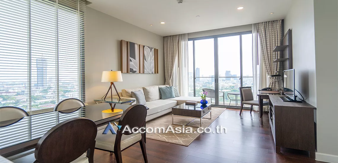  1 Bedroom  Apartment For Rent in Sukhumvit, Bangkok  near BTS Phrom Phong (AA30871)