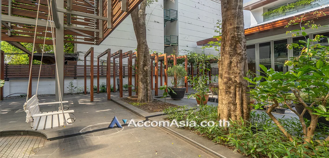 7  4 br House For Rent in sukhumvit ,Bangkok BTS Phrom Phong AA30881